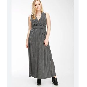 FOREVER 21 Maxi a Dress